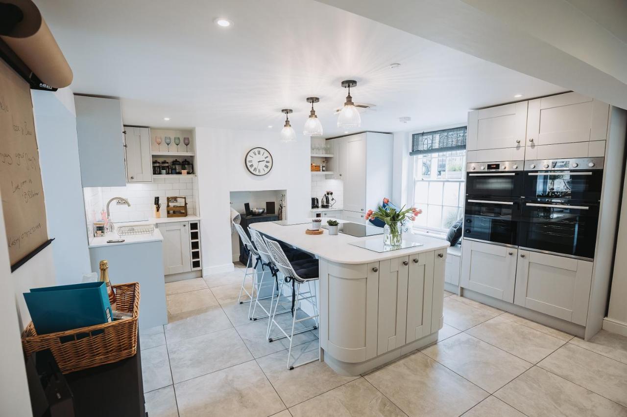 Stunning 5 Bedroom Period Property By The Sea Herne Bay Exterior foto